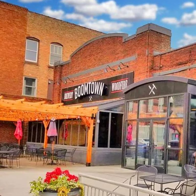 BoomTown Brewery & Woodfire Grill | Hibbing