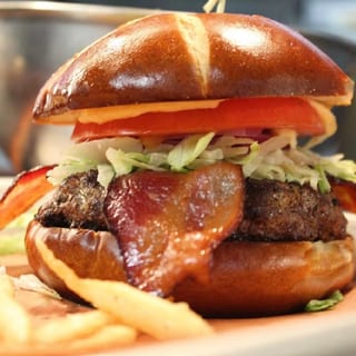 BACON AVOCADO BURGER